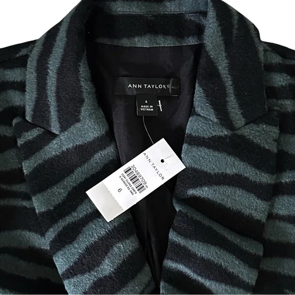 NWT Ann Taylor Zebra Print Long Double Breasted Wool Blend Blazer Size 6 - Picture 6 of 14